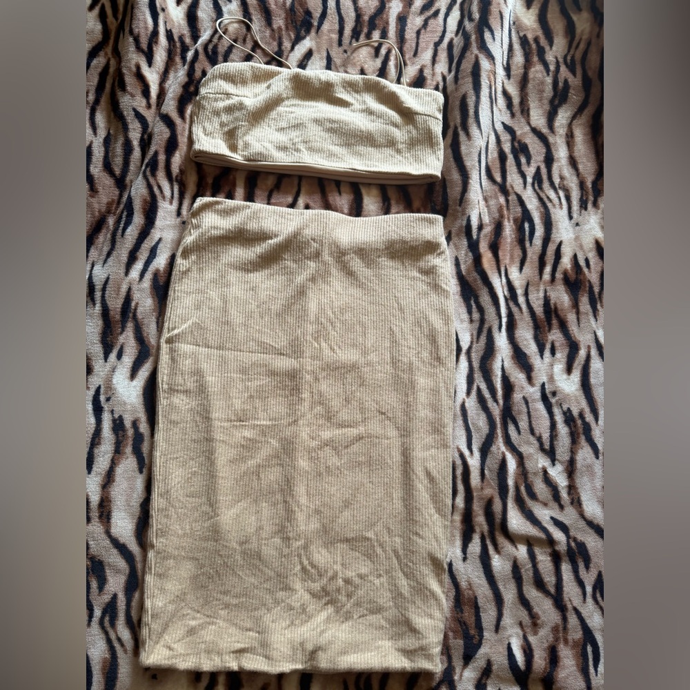 Forever 21 Tan Ribbed Skirt Set